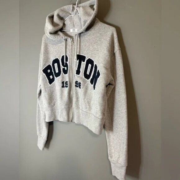 Ardene size small Gray “Boston 1998” Women's Hoodie, long sleeve jacket - Picture 7 of 8